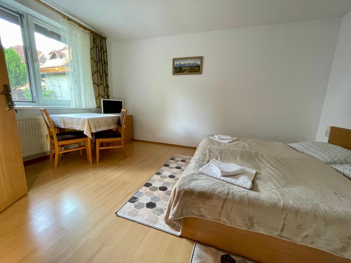 Privat Hotos Daire Liptovský Mikuláš Dış mekan fotoğraf