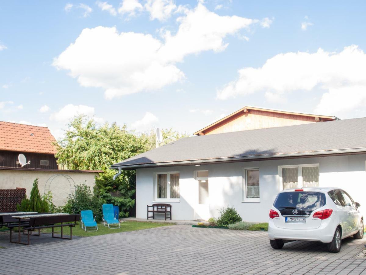 Privat Hotos Daire Liptovský Mikuláš Dış mekan fotoğraf